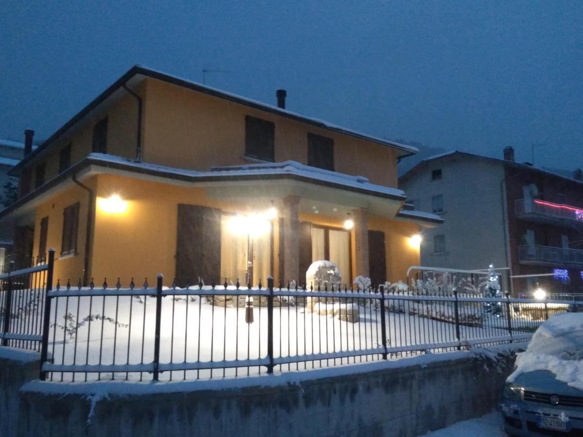 Il Risveglio Dei Sensi Villa Fossato di Vico Exterior foto